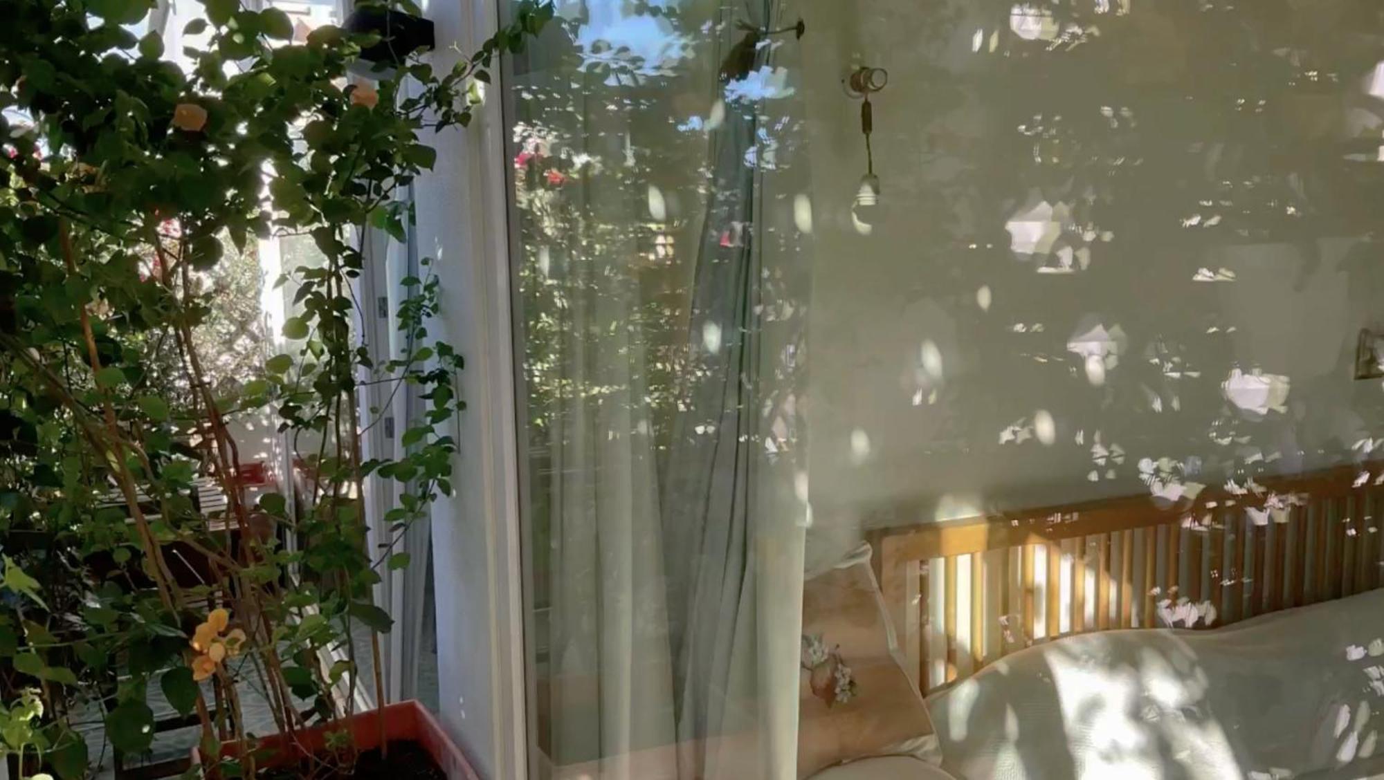 Alojamento de Acomodação e Pequeno-almoço Avec Salle De Bain Privee Et Balcon Vegetal A Lisbonne Amoreiras *