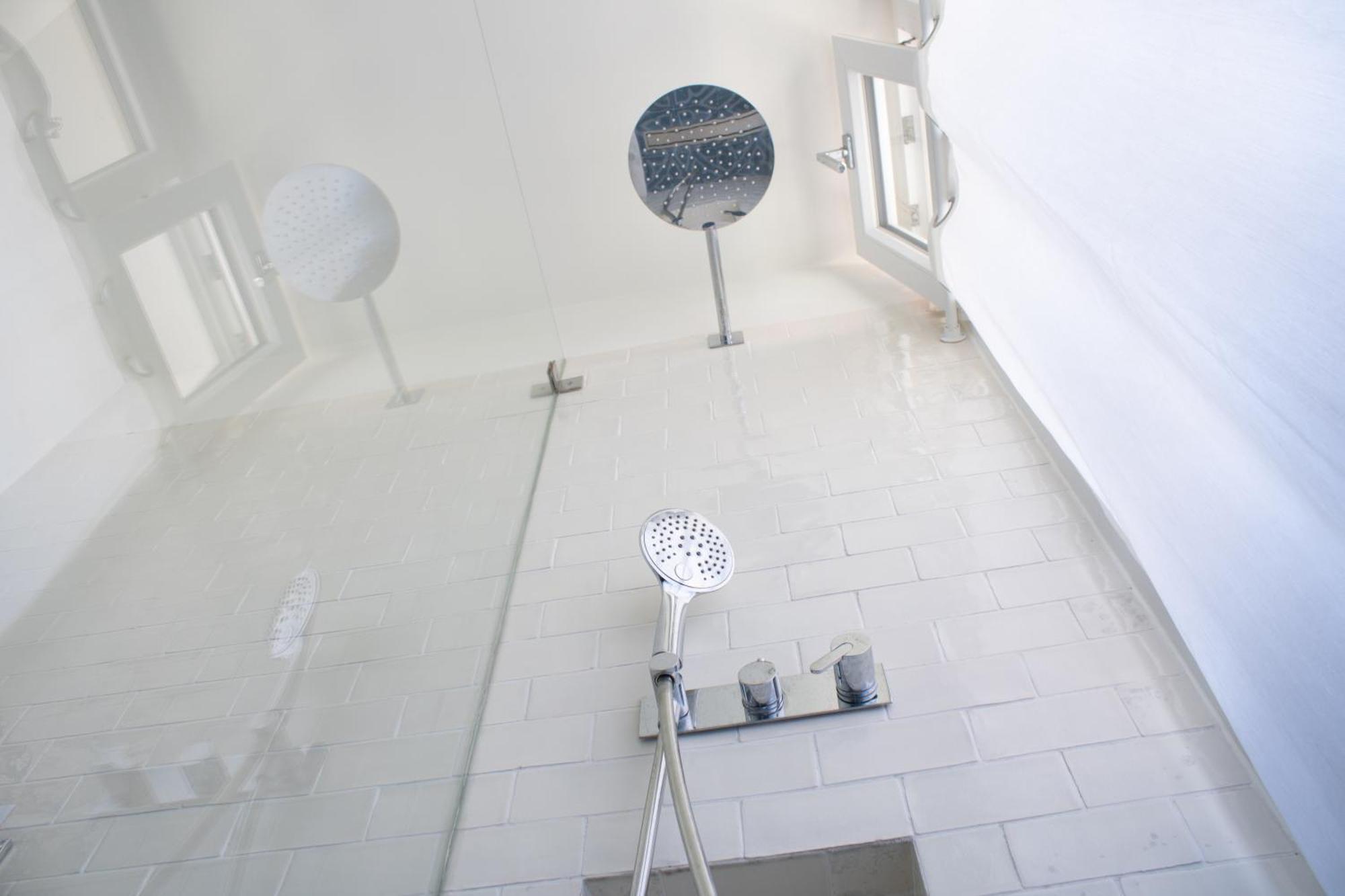 Bed & Breakfast Avec Salle De Bain Privee Et Balcon Vegetal A Lisbonne Amoreiras